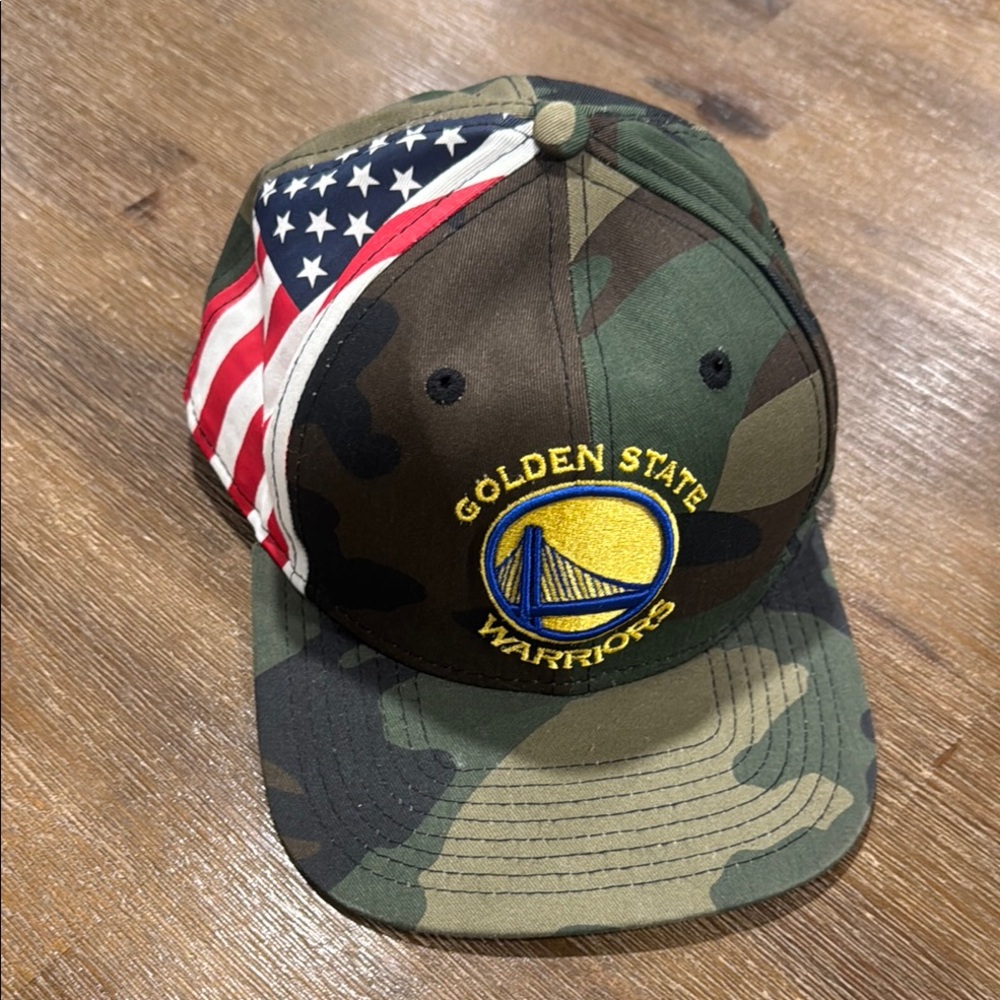Golden State Warriors NBA Camo USA Flag New Era Cap
